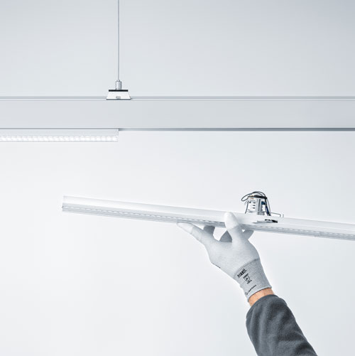 Remanufacturing service Zumtobel