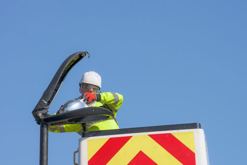 London local authority Waltham Forest has reused and ungraded 500 street lighting lanterns with LED using retrofit kits rather than replacing them.