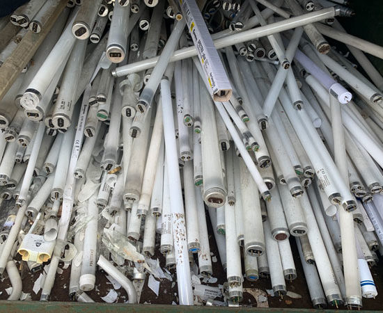 waste fluorescent lamps